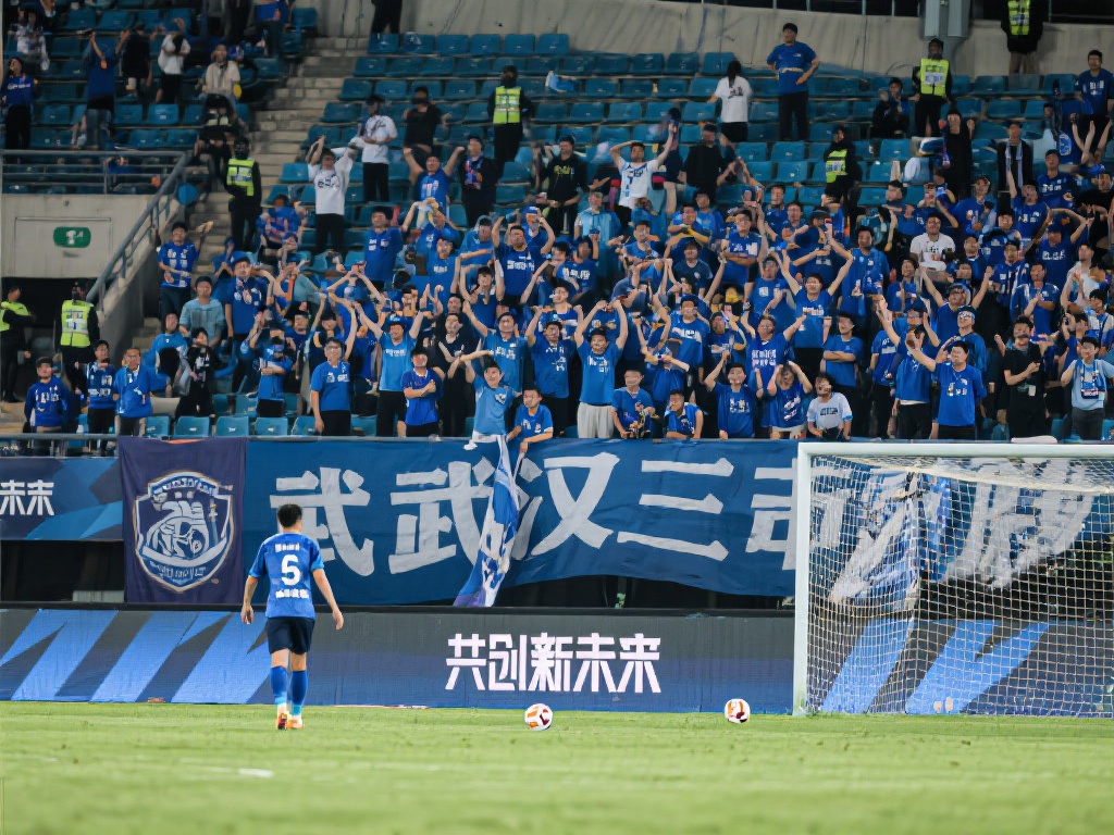 进攻创造更 进攻创造更